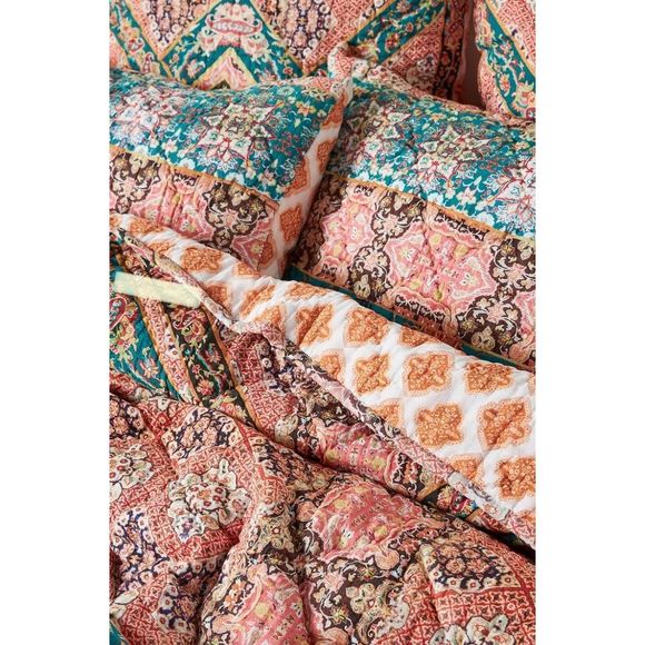 New Anthropologie Upcycled Vendima Quilt sz King 🛑RESERVED🛑🛑 - Picture 2 of 7